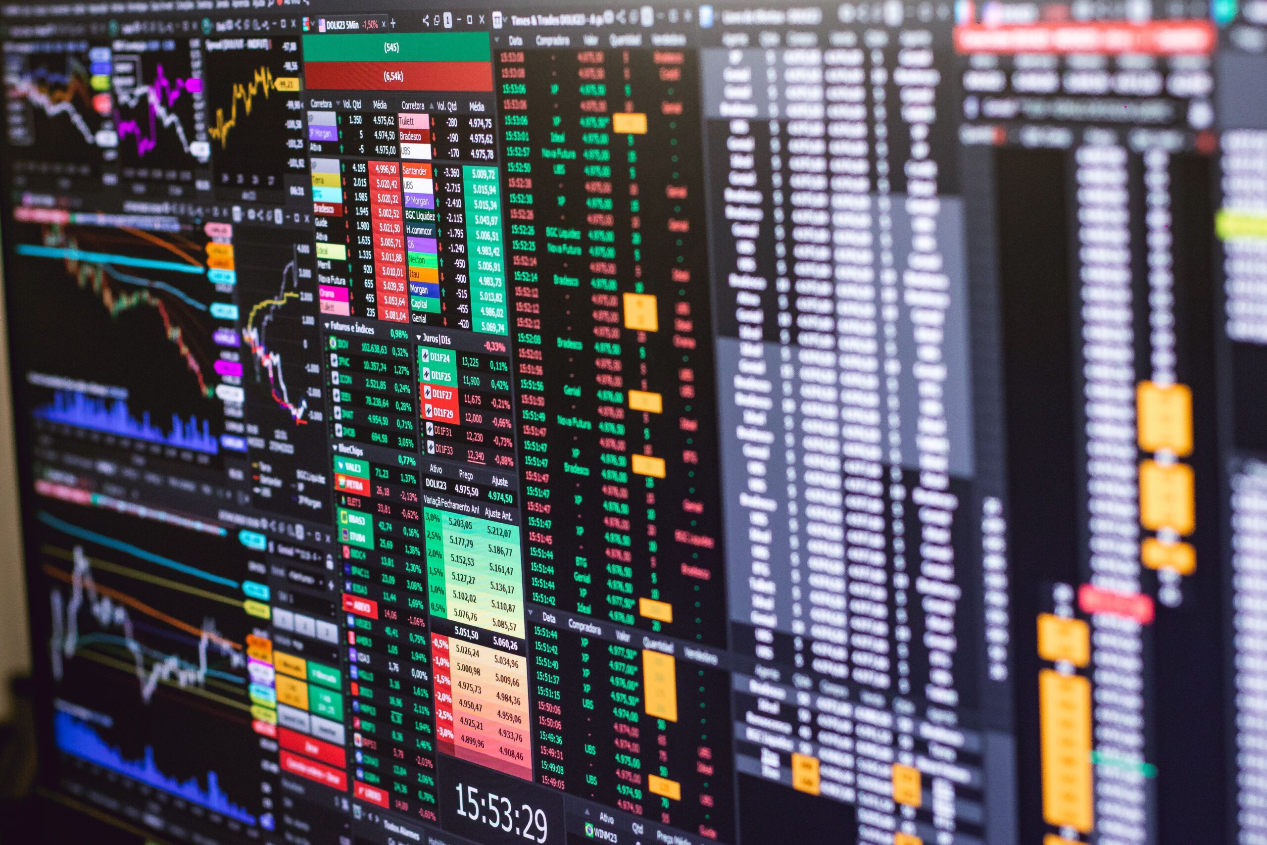 Selic em queda: o que o novo ciclo de juros muda na sua carteira